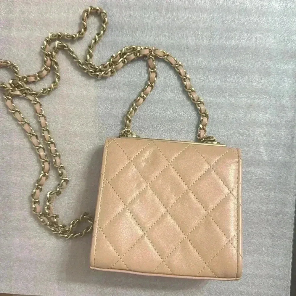 Chanel Lambskin Quilted Mini Trendy CC Clutch With Chain